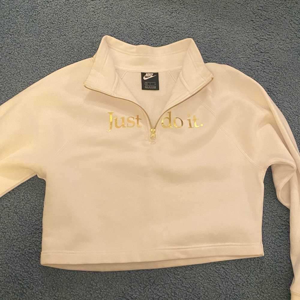 Nike Cropped Quarter Zip